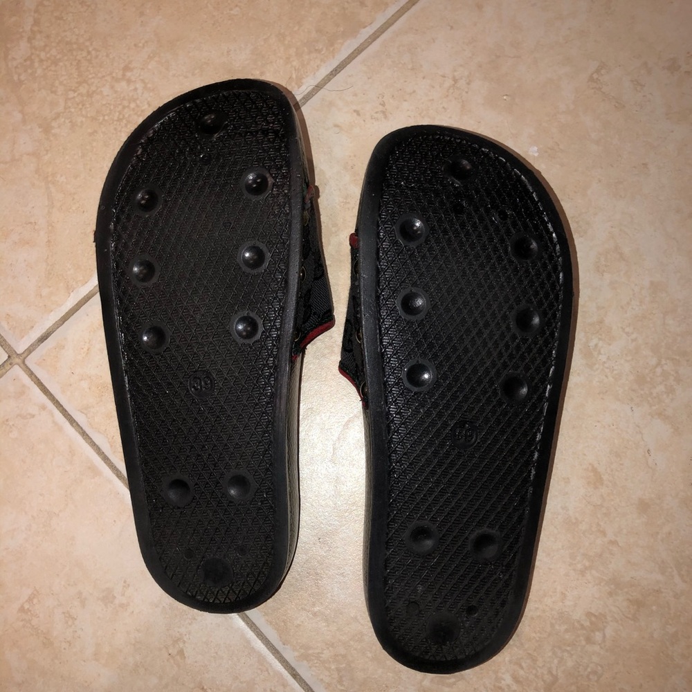 slides - Picture 3 of 3